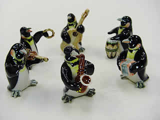 陶製ペンギンの楽隊 クリック！！
